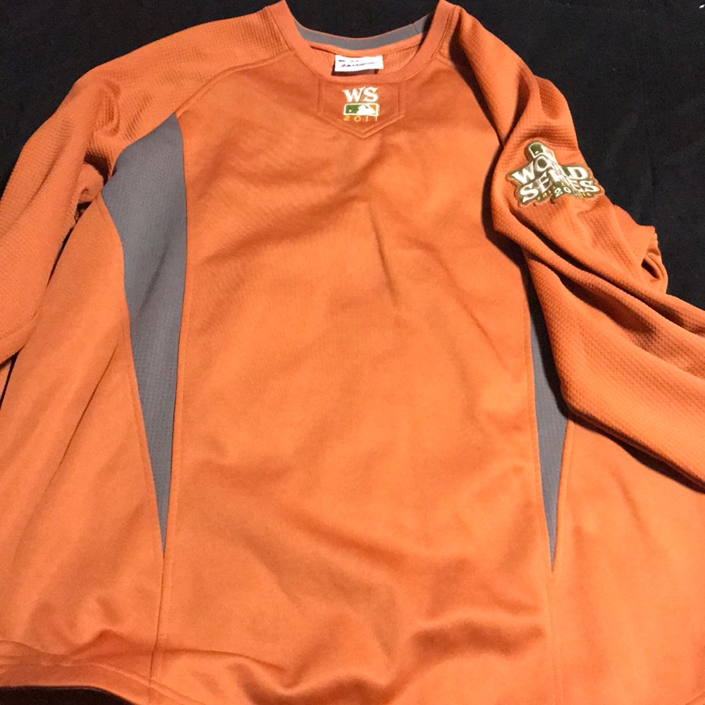 World Series 2011 pull over